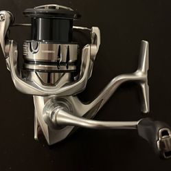 Shimano Stradic 2500HG L Spinning Reel
