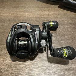 Bait Caster for Sale in Cedar Park, TX - OfferUp