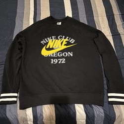 Nike Sweater 