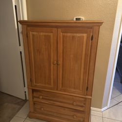 4 Piece Bedroom Set 