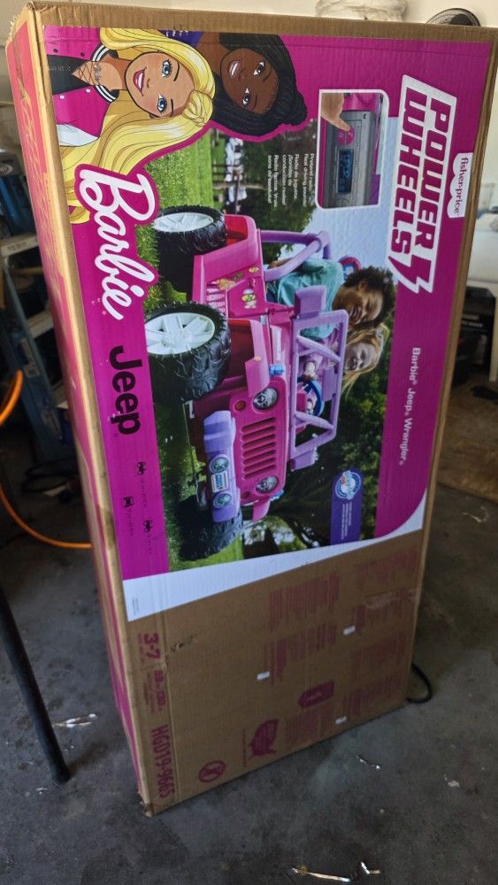 BARBIE POWER WHEELS JEEP