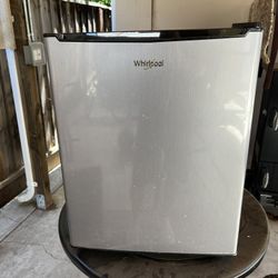 Whirlpool Refrigerator 