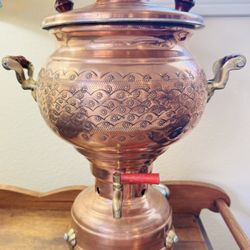🔥 Vintage Copper Samovar – 16” Tall! 🔥