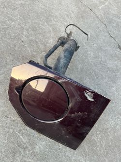 Gas filler door C10