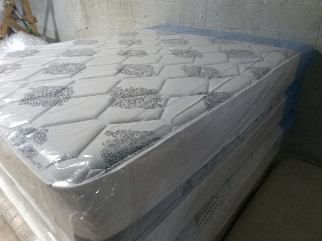 $199 Queen Mattress And Box spring Brand New Free Delivery Same day