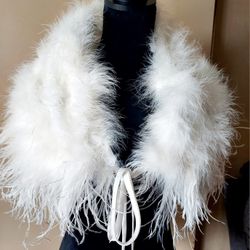 Gorgeous Wedding  / Special Occasions Wrap  / Scarf With Natural Ostrich Feathers