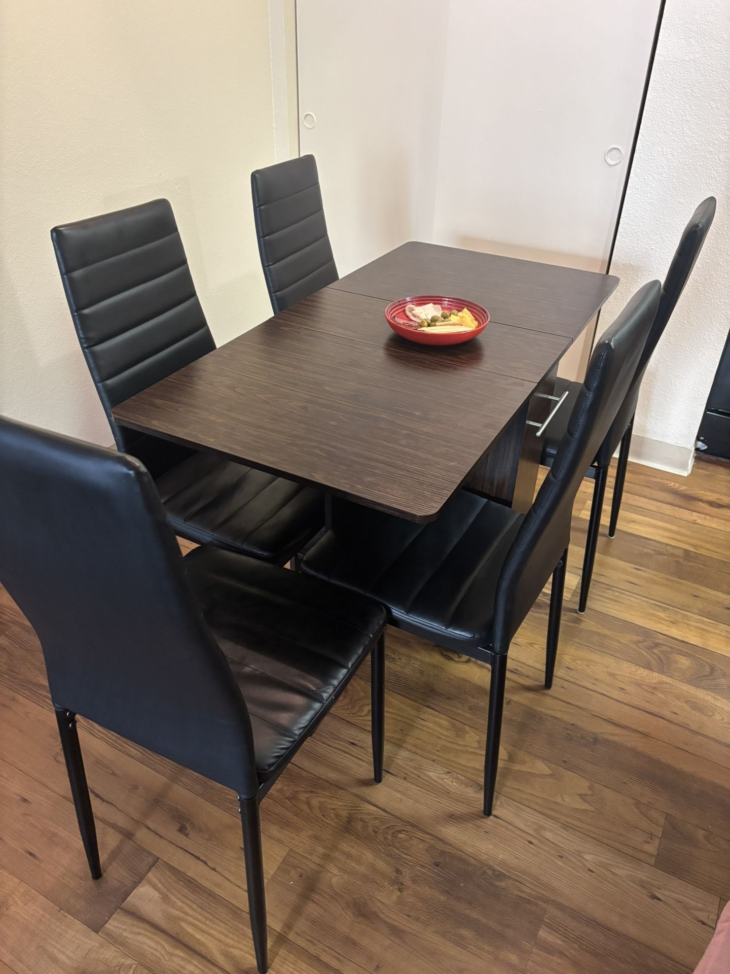 Collapsible Dining Table