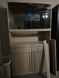 Hutch With Light