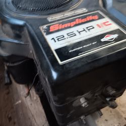Simplicity 12.5 Engine. 