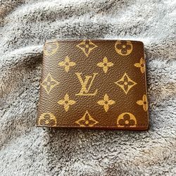 LV Wallet | BROWN | BRAND NEW