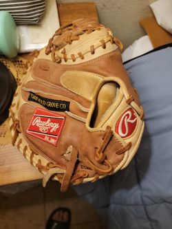 EASTON 33 inches.  RAWLINGS. 34 inches. EACH GLOVE $70  FIRM PRICE