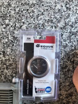 Equus oil pressure gauge