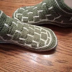 Knitted Slippers 