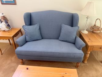 Country living room furniture