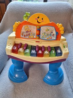 Fisher Price Baby Grand Piano