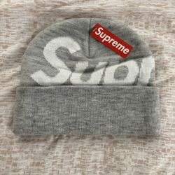 Supreme big logo beanie (FW19) gray