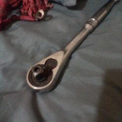 $30 OBO MAKE OFFER MATCO BRAND SILVER EAGLE 1/2IN DRIVE RATCHET