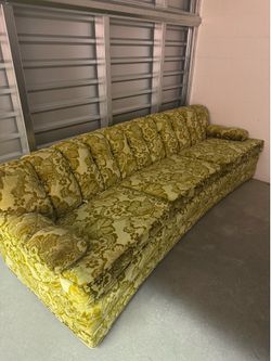 vintage couch and love seat