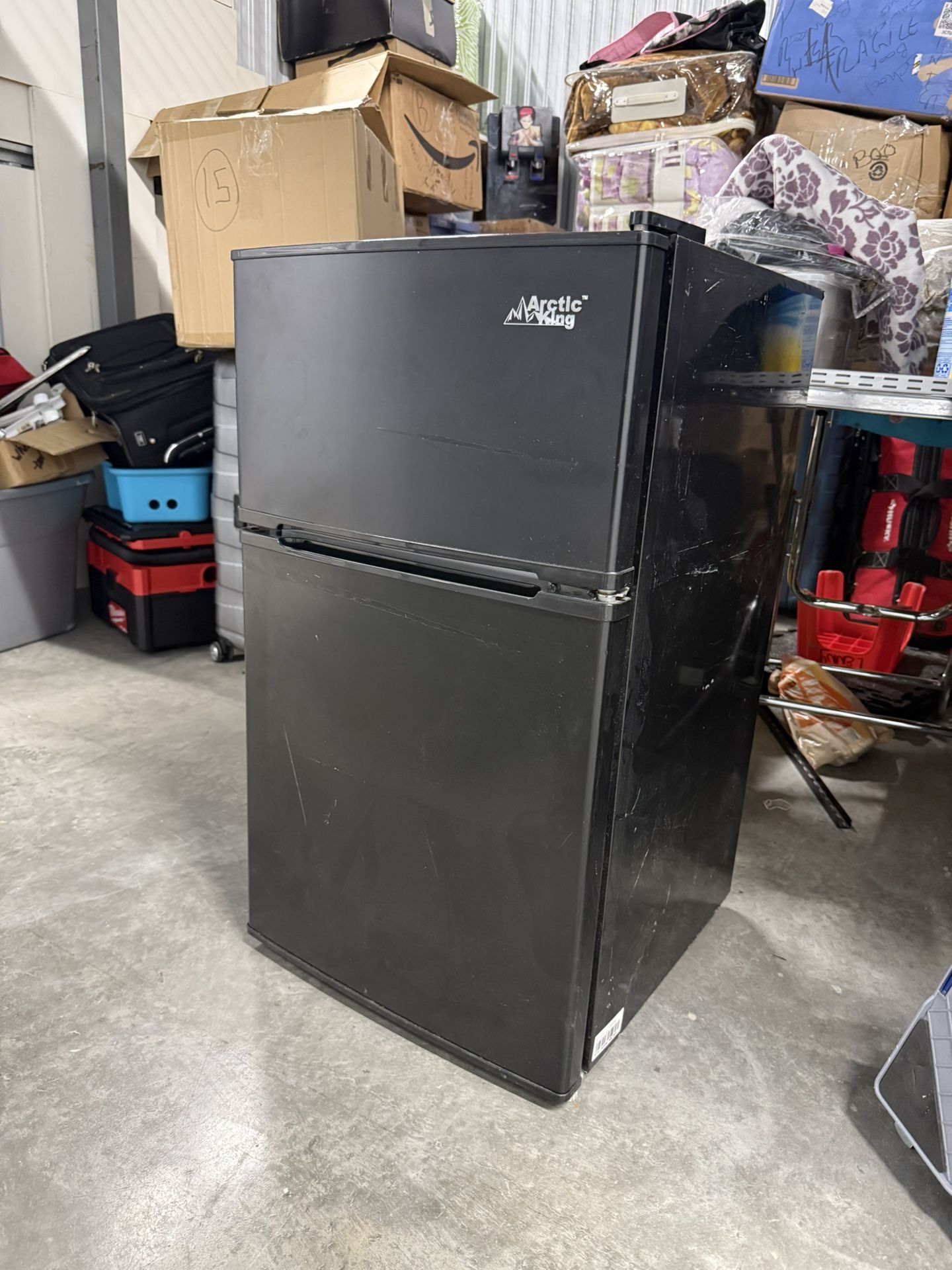 Arctic King 3.2 cu ft Mini Fridge with Freezer + Rolling Stand – ENERGY STAR