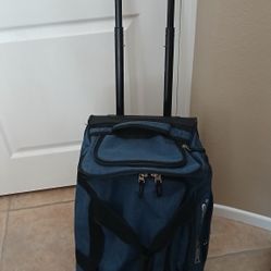 Luggage / Gym Bag - Rolling Duffle