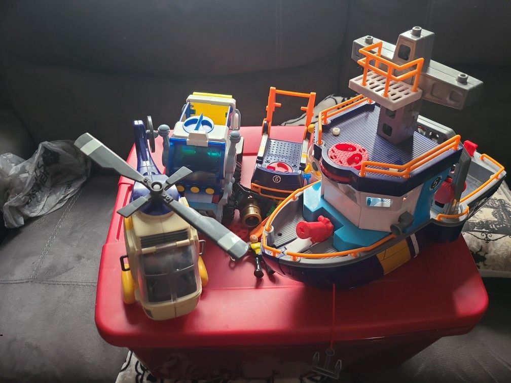 Fisher price Imaginext Boat & Helicopter