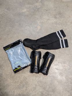 Little Kids Soccer Shin Guards with Socks Size Small - Everett, WA