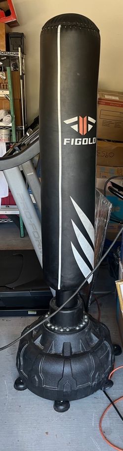 Figolo freestanding punching/kicking/boxing bag