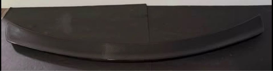 Real Carbon Fiber Custom Trunk Spoiler for Mercedes-Benz W205 C-Class Sedan.