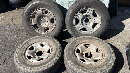 Mismatched 6 Lug Rollers For Chevrolet Or GMC Truck or Van