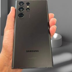 Samsung Galaxy S22 Ultra 5G 256GB AT&T And Cricket-$749