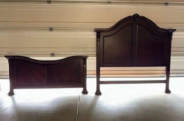 Queen  Bed room set