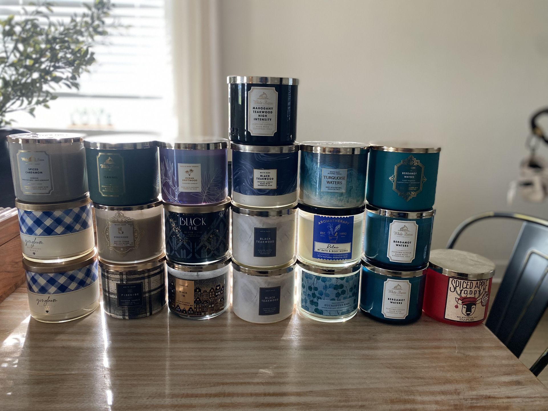 Bath And Body Works 3 Wick Candles