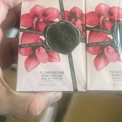 Flowerbomb Fragrance Sample Set X12 