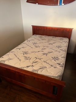 Full size bed