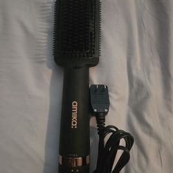 Amika Straightening Blow Dryer Brush