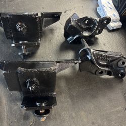 Ford Mustang v8 Motor Mounts