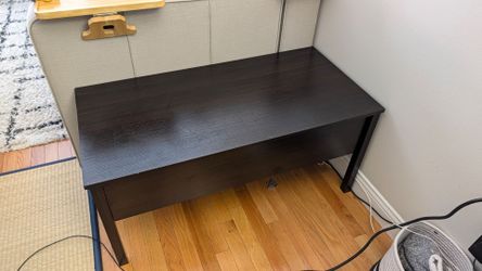 Adjustable coffee table