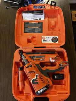 Paslode 30 Degree Framing Nailer w/case, booklet, (1) fuel & battery.