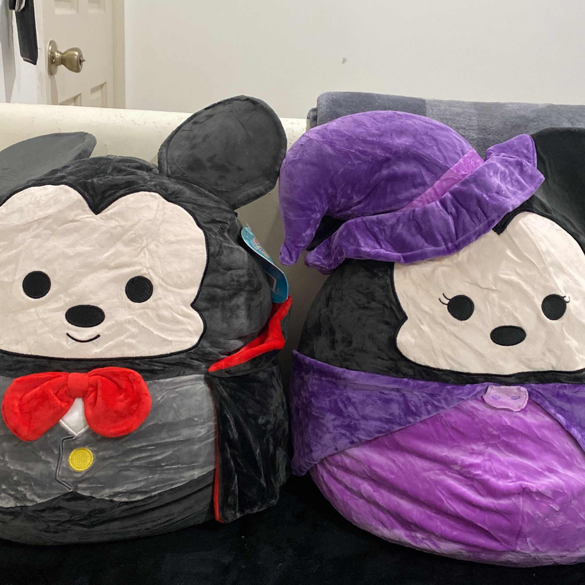Halloween Mickey And Minnie Squishmallow