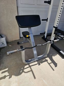 Preacher Curl Weight Bench and ez Curl bar