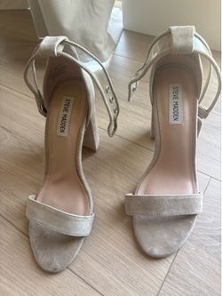 Steve Madden Carrson suede block heel sandals feature a versatile beige color with a distinctive ankle strap, size 8M