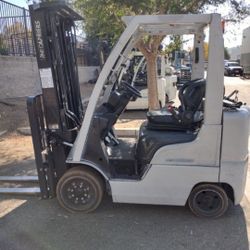 Uni carrier Forklift Propane 