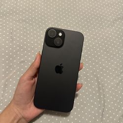 iPhone 15 128GB