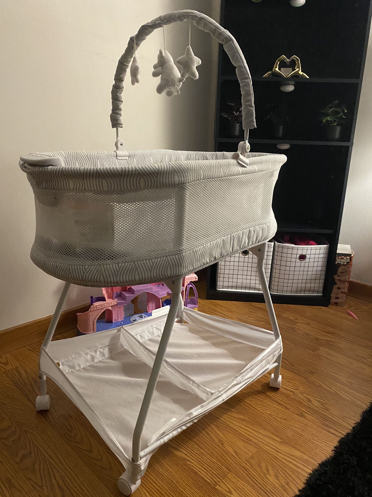 Delta Children Baby Bassinet