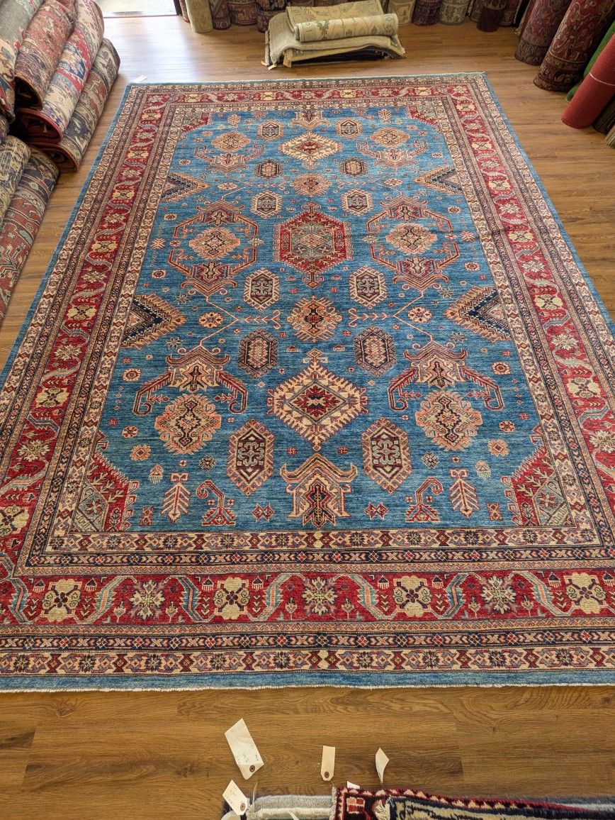Fine Handknotted Wool Rug 9x12