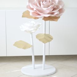 Freestanding Paper Flowers 