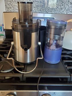 Dual Juicers