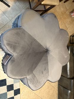 Tanith Flower Ottoman - Dark Grey - Safavieh