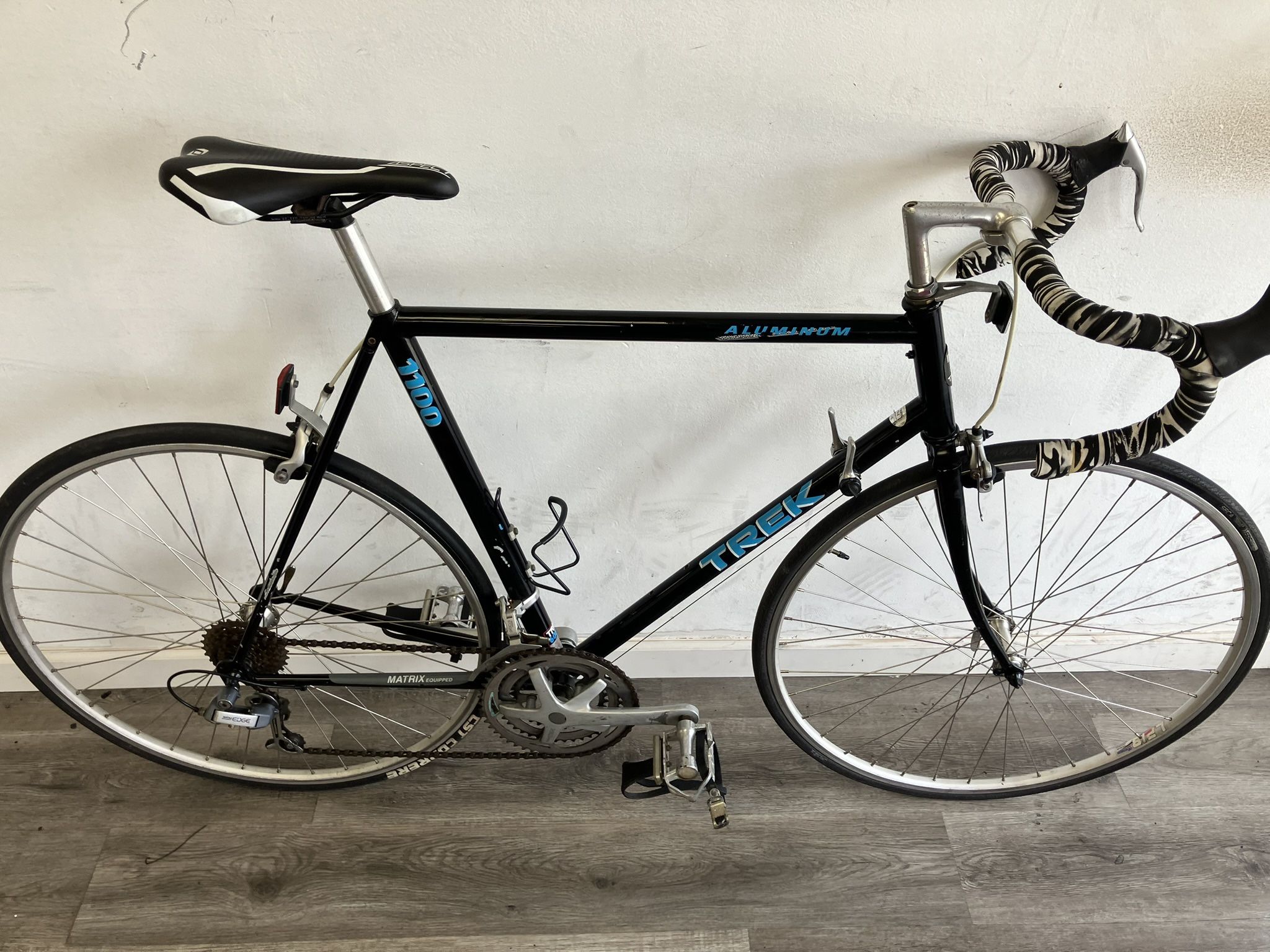 Trek 1100 Road Bike