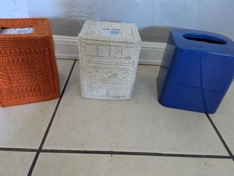 Custom crochet tissue box holders